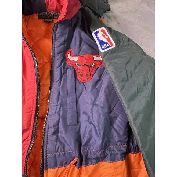 Sports Pro Chicago Bulls Men’s Small Colorblock Puffy Hooded Jacket NBA NWT Rare - Picture 13 of 15